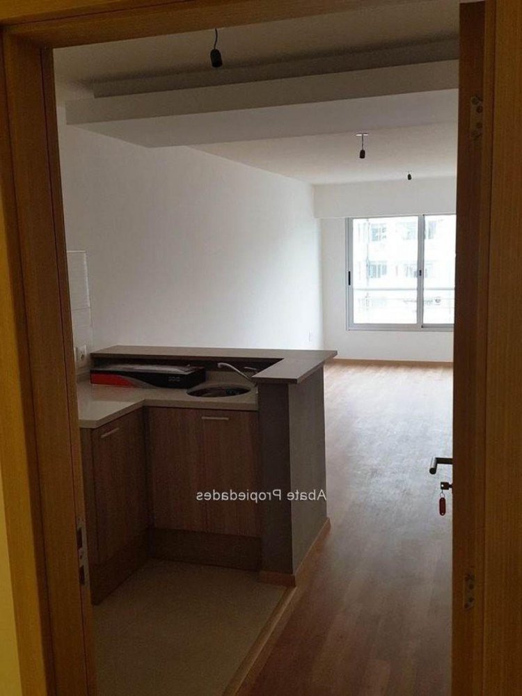 Studio à Montevideo, Uruguay No. 9081