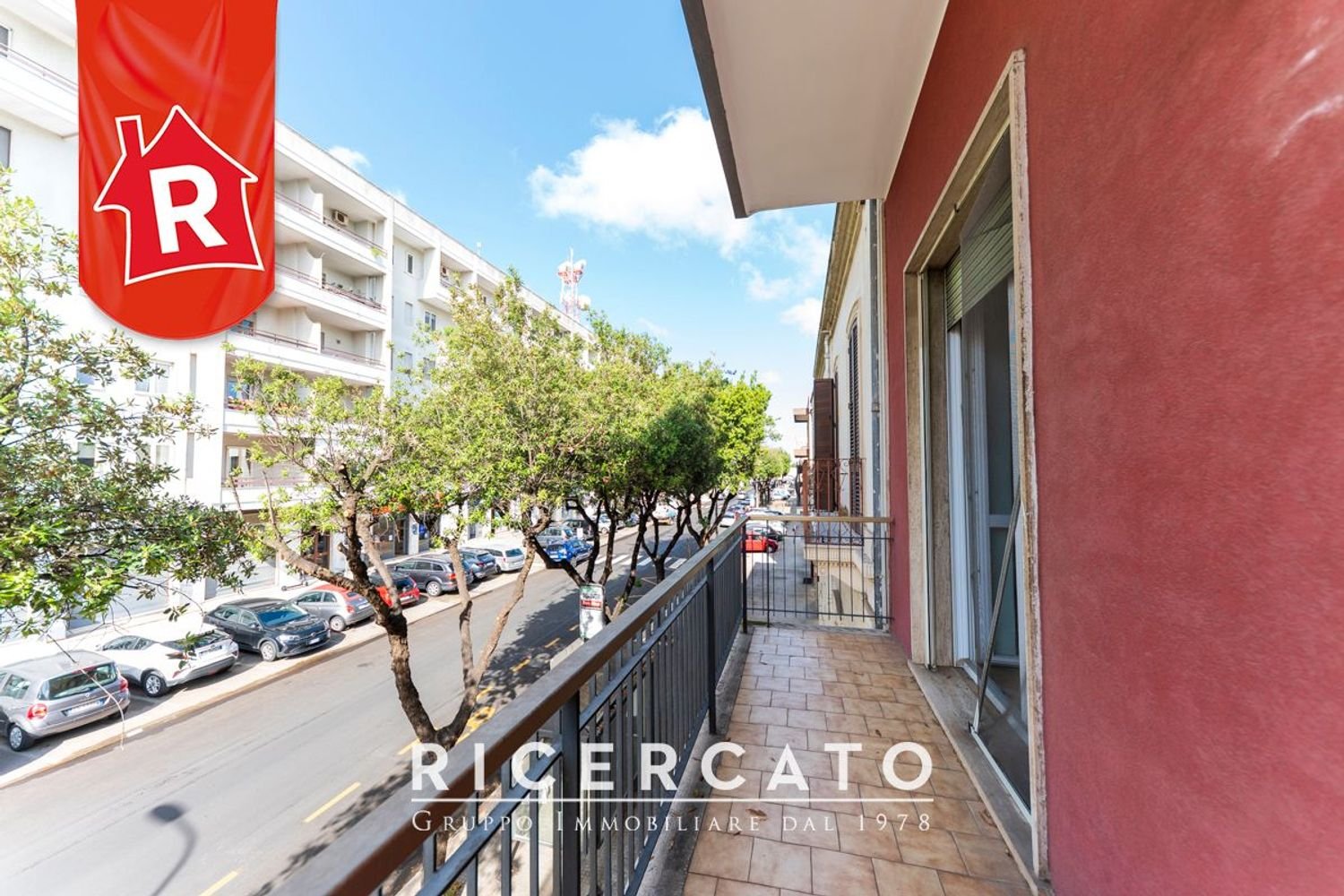 Квартира с 10 комнатами в Лечче, Италия № 137954