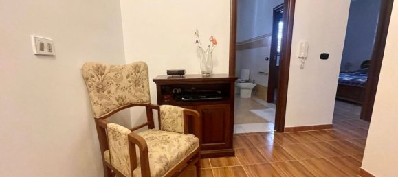 Дом с 12 комнатами в Сиракузы, Италия № 248030 32