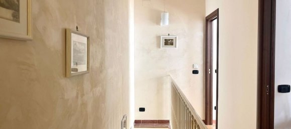 Дом с 12 комнатами в Сиракузы, Италия № 248030 31