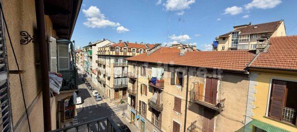 1 bedroom Apartment in Turin, Italy No. 266371 11