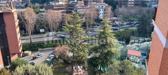 3 bedrooms Apartment in Rome, Italy No. 370721 17