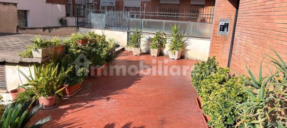 3 bedrooms Apartment in Rome, Italy No. 370721 20