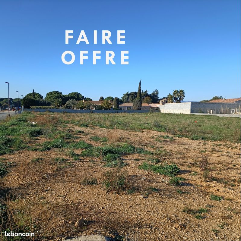 779m² Land in Ginestas, France No. 104591