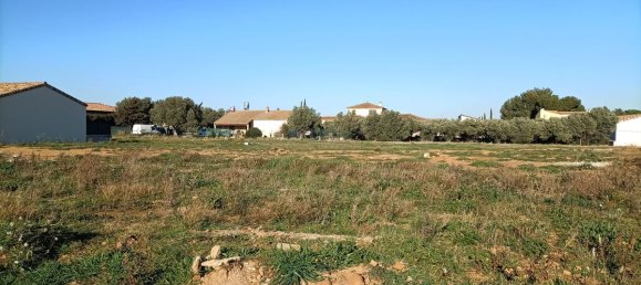779m² Land in Ginestas, France No. 104591 5