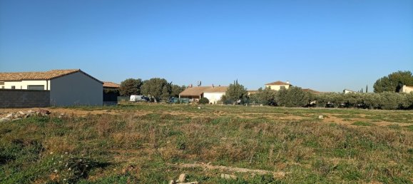 779m² Land in Ginestas, France No. 104591 4