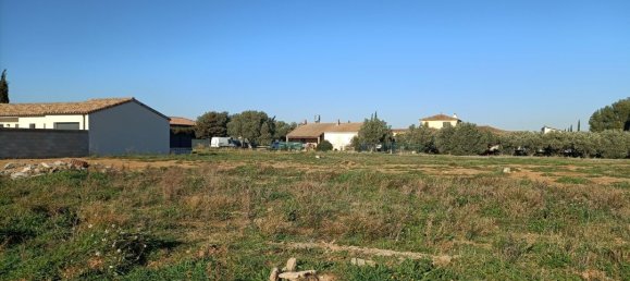 779m² Land in Ginestas, France No. 104591 7