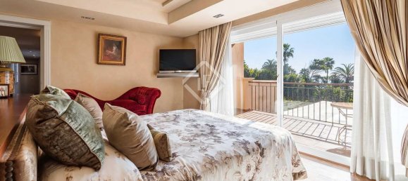 8 bedrooms House in Estepona, Spain No. 24213 27