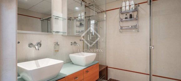 8 bedrooms House in Estepona, Spain No. 24213 16