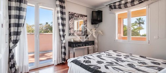 8 bedrooms House in Estepona, Spain No. 24213 23