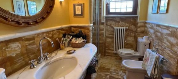 10 Schlafzimmer Villa in Carrara, Italy, Nr. 312353 24