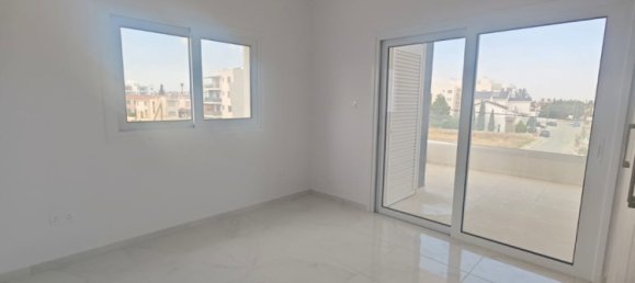 2 Schlafzimmer Wohnung in Larnaka, Cyprus, Nr. 175748 9