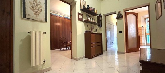 4-Zimmer Wohnung in Florence, Italy, Nr. 148824 13