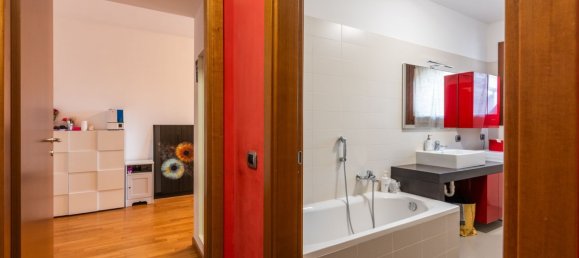 4 rooms Apartment in Varedo, Italy No. 9656 23