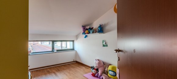 4 rooms Apartment in Varedo, Italy No. 9656 27