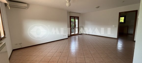 4 غرف نوم فيلا في Pordenone, Italy رقم 98887 22