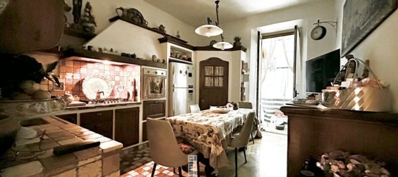 Apartamento de 7 habitaciónes en Florence, Italy No. 200194 9