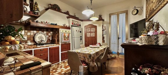 Apartamento de 7 habitaciónes en Florence, Italy No. 200194 11