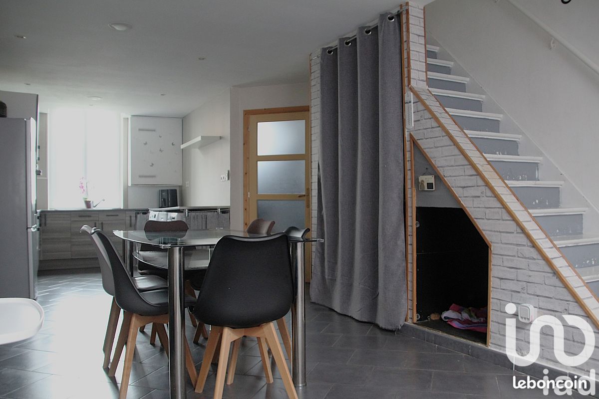 3 bedrooms House in Comines, France No. 40049