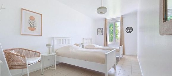 6 bedrooms House in Sissonne, France No. 304209 14