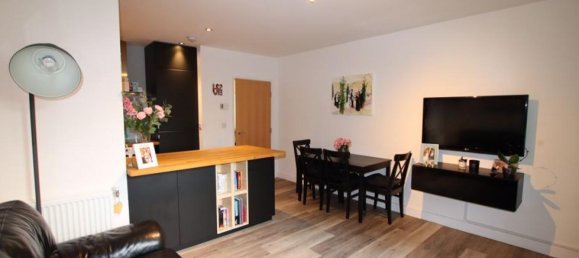 Квартира с 2 спальнями в Лондон, Великобритания № 768 4