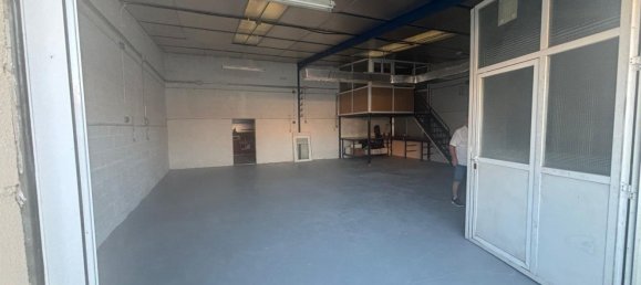 4 bedrooms Warehouse in Coslada, Spain No. 184485 16