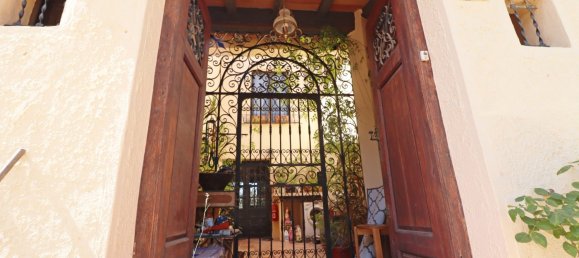 4 bedrooms House in Finestrat, Spain No. 2635 3