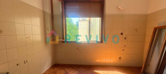 4 bedrooms Apartment in Signa, Italy No. 344860 6