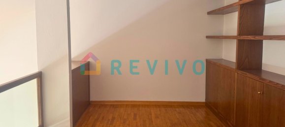 4 bedrooms Apartment in Signa, Italy No. 344860 13