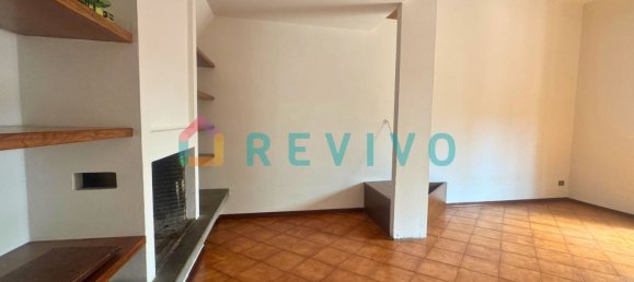 4 bedrooms Apartment in Signa, Italy No. 344860 10