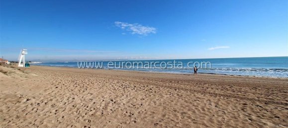 Casa T4 em Guardamar del Segura, Spain N.º 28917 37