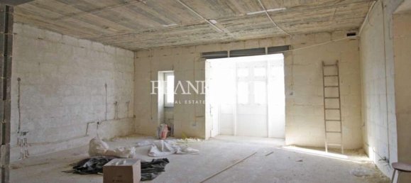 Таунхаус с 3 спальнями в Бормла, Мальта № 1794 4