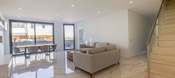 4 bedrooms House in Albufeira, Portugal No. 154502 9