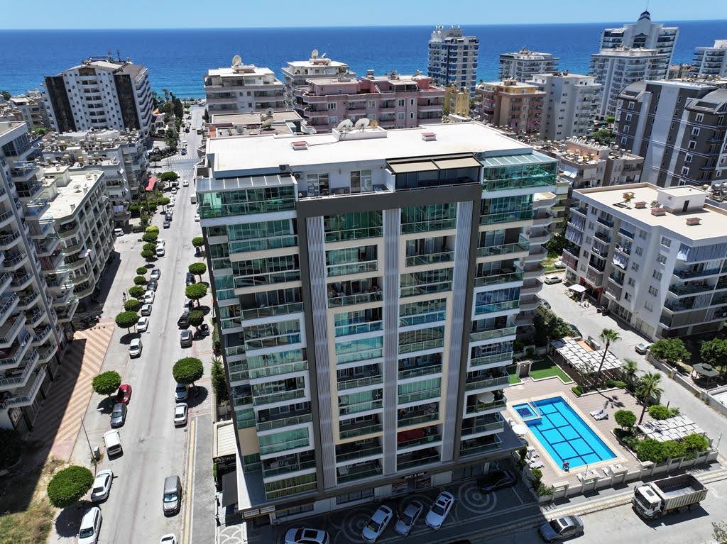 Apartment 1+1 in Mahmutlar, Turkey No. 31241