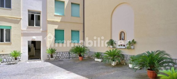 Apartamento T2 em Formia, Italy N.º 282018 5