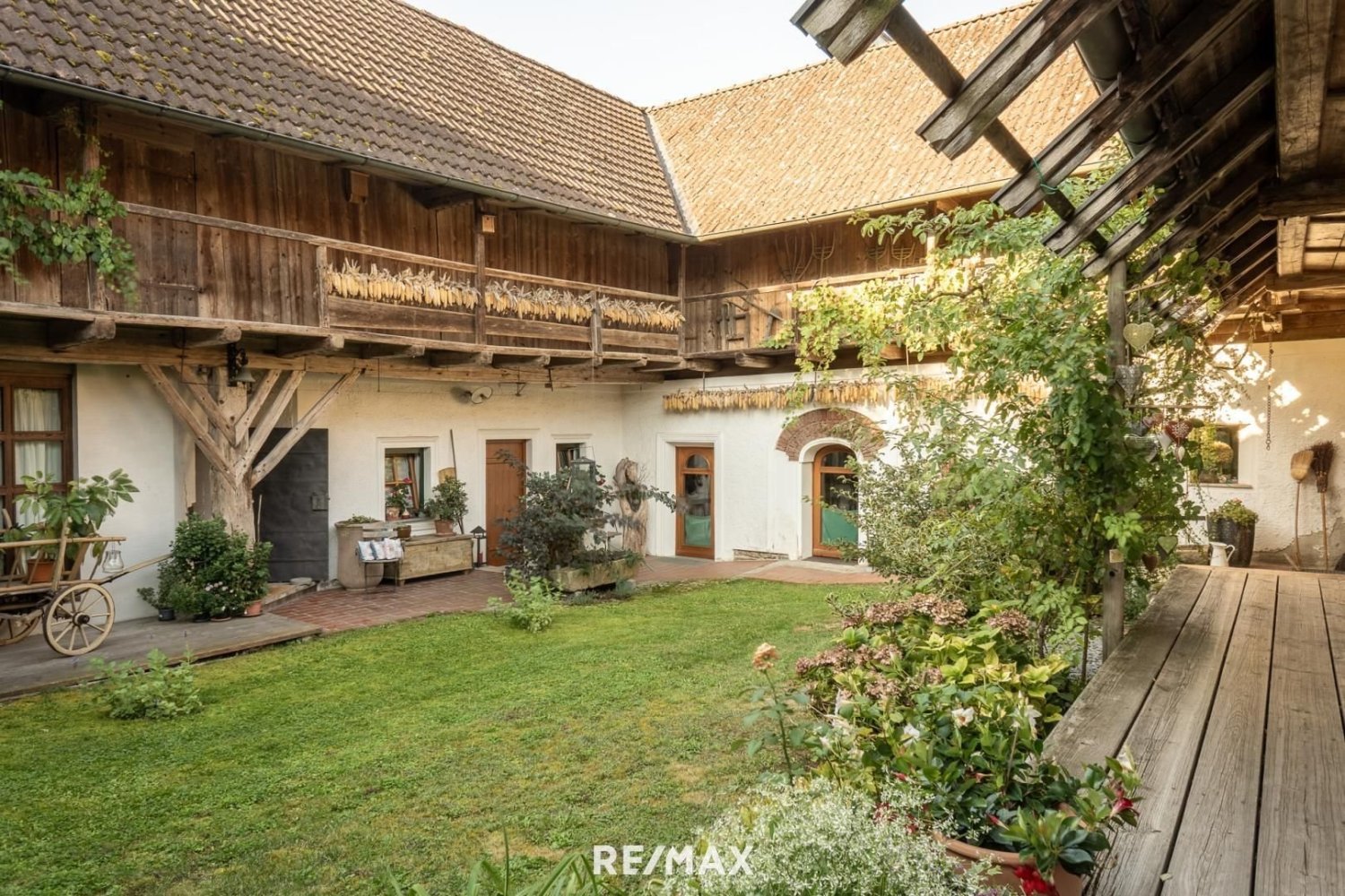 10غرفة منزل في Schlusslberg, Austria رقم 77356
