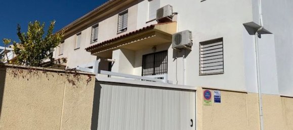 3 bedrooms Townhouse in Armilla, Spain No. 157442 2