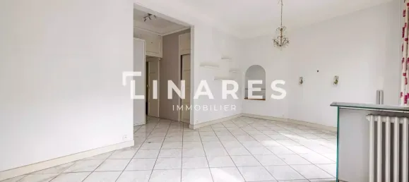 1 bedroom Apartment in Marseille, France No. 280043 6