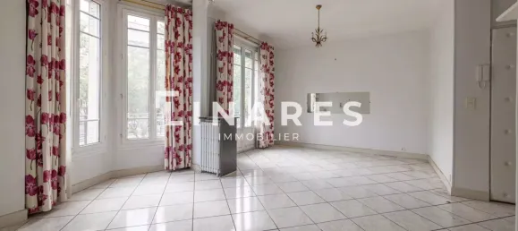 1 bedroom Apartment in Marseille, France No. 280043 4