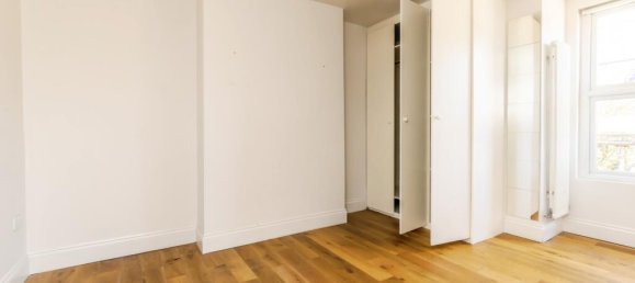 4 bedrooms Maisonette in Croydon, United Kingdom No. 7932 7