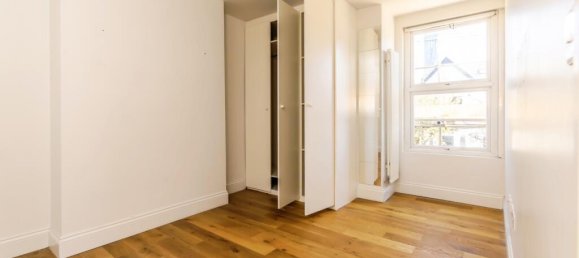 4 bedrooms Maisonette in Croydon, United Kingdom No. 7932 2