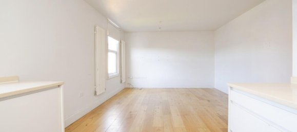 4 bedrooms Maisonette in Croydon, United Kingdom No. 7932 13