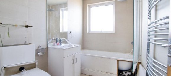 4 bedrooms Maisonette in Croydon, United Kingdom No. 7932 8