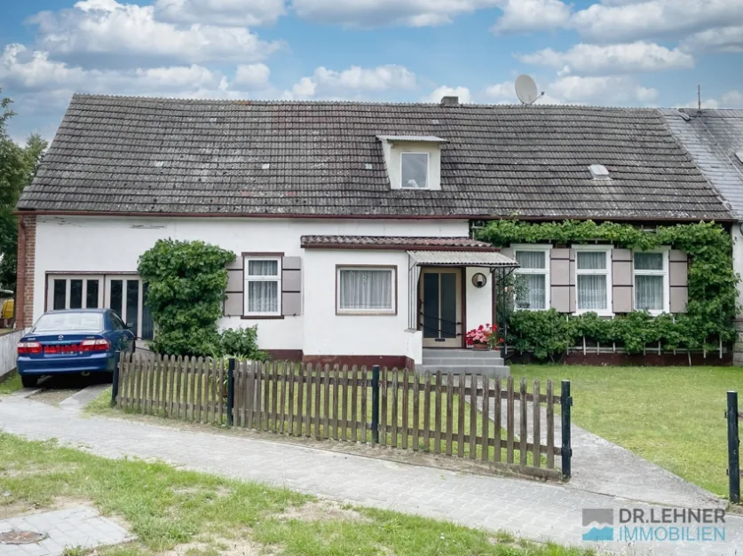 3 rooms Townhouse in Prignitz, Germany No. 37600