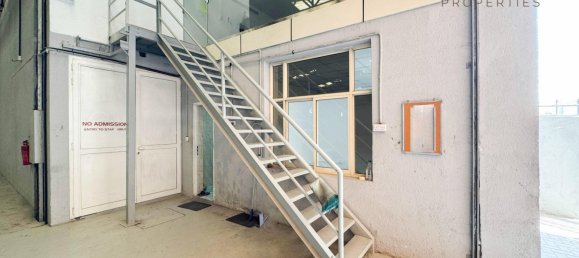 1858m² Warehouse in Al Quoz, UAE No. 41629 18