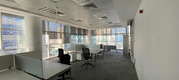 Büro in Deira, UAE 5811m², Nr. 9599 10