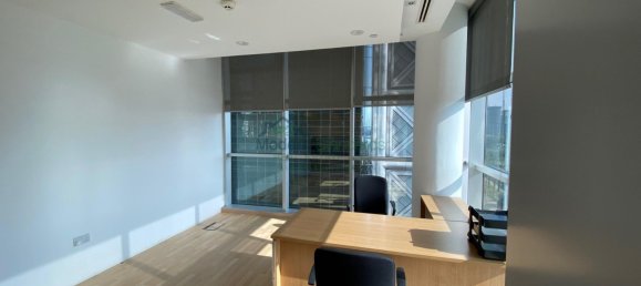 Büro in Deira, UAE 5811m², Nr. 9599 9