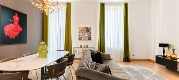 3 bedrooms Apartment in Turin, Italy No. 81144 17