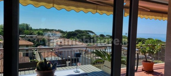 Penthouse T2 em Massa, Italy N.º 310458 12