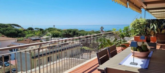 Penthouse T2 em Massa, Italy N.º 310458 10